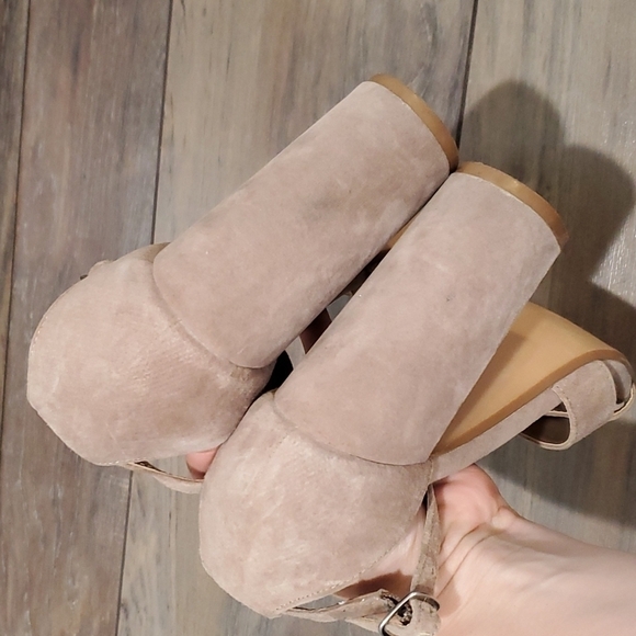 Steve Madden SaraII Suede high block heels sandals shoes sz 8.5M - Picture 9 of 12